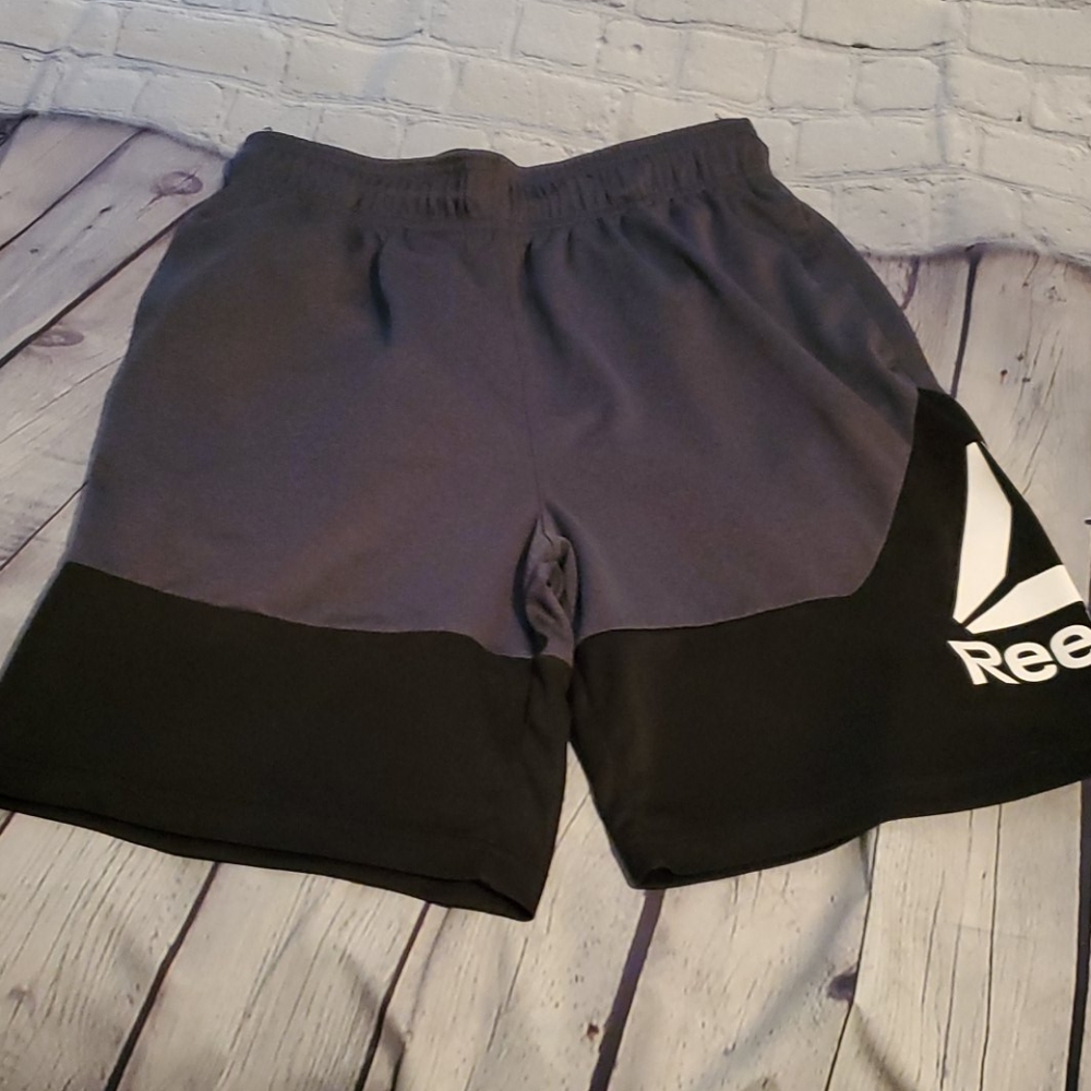 ⚘️2 For $10 Item⚘️ Reebok Mens Athletic Shorts Size Small EUC